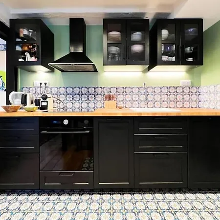 Apartamento 10th Arrondissement Cozy Retreat